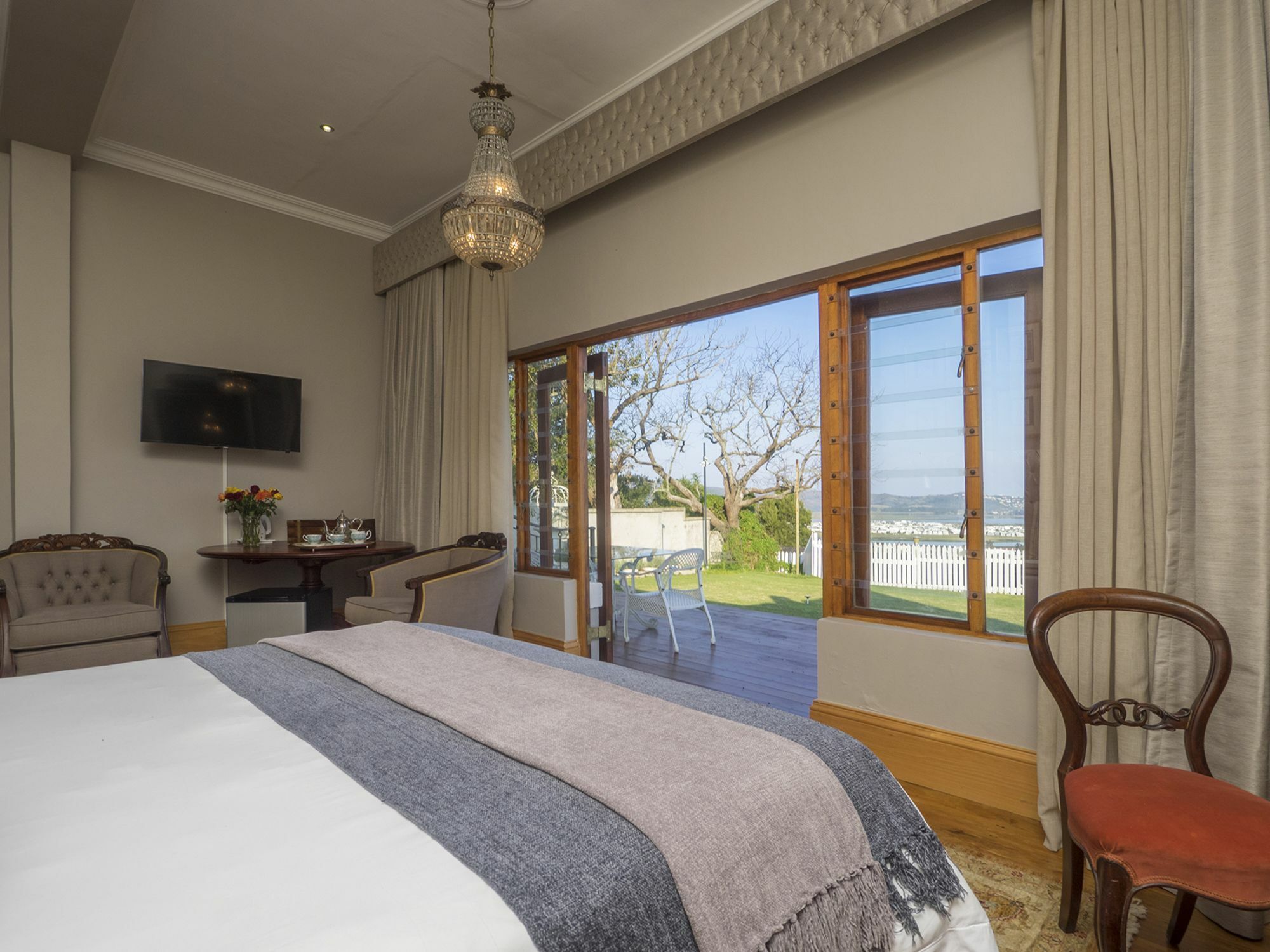 Madison Manor Boutique Hotel 나이스나 외부 사진